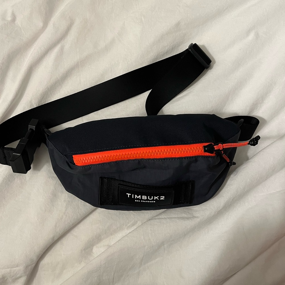 Timbuk2 slacker chest fanny pack